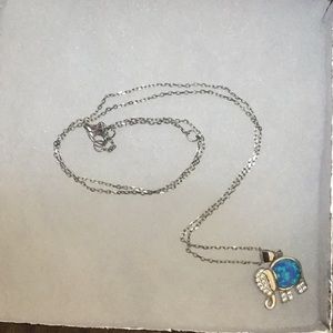 925 Silver 🐘 necklace with rhinestones.